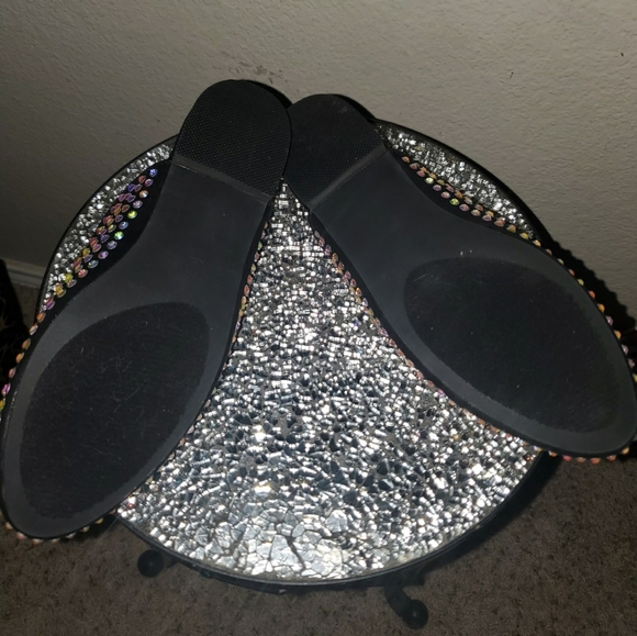 Diamond stud flat slip ons - Picture 4 of 4